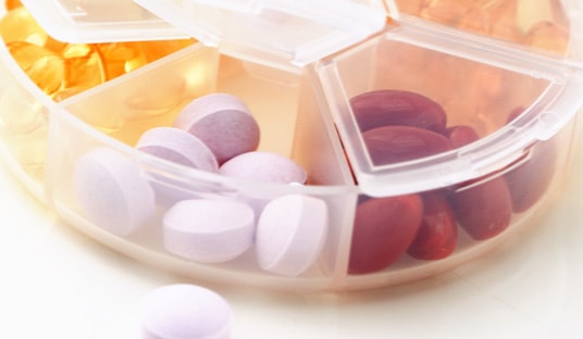 新薬開発治験事業