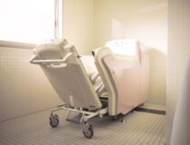 浴室には一般浴槽と特殊浴槽があり、安心して入浴できます。 浴室には一般浴槽と特殊浴槽があり、安心して入浴できます。